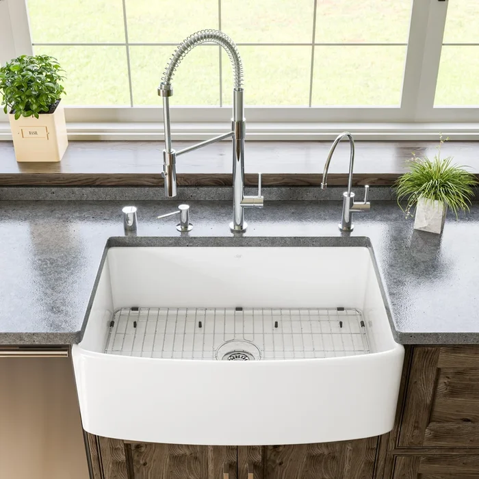 ALFI brand ABFC3020 ABFC3020-W White Smooth Curved Apron 30 ” x 20 ” Single Bowl Fireclay Farm Sink with Grid