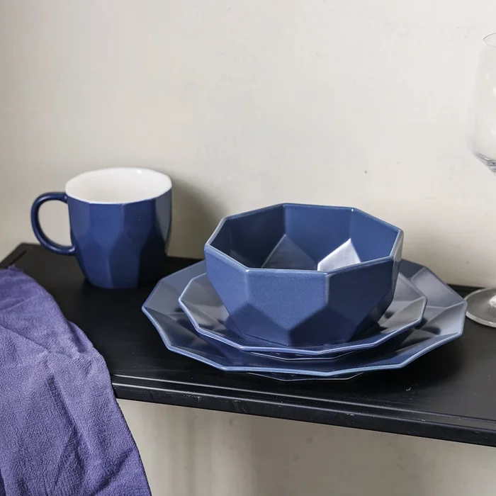 Jamie Porcelain Dinnerware Set – Blue