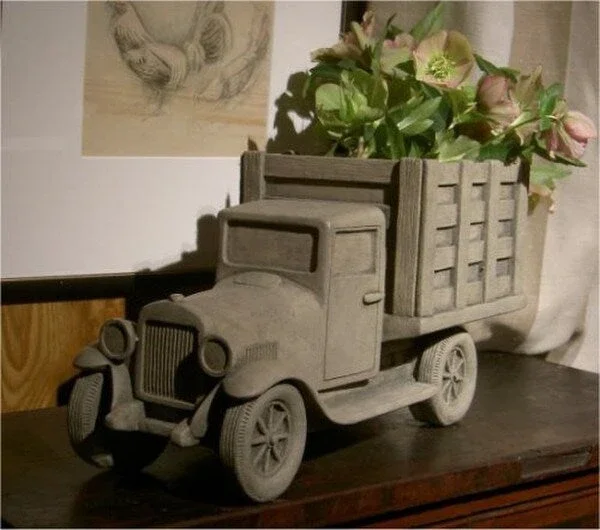 Tom’s Farm Truck/planter